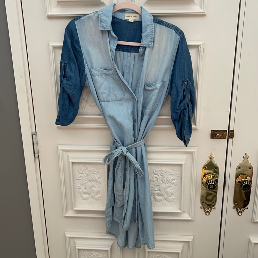 Anthropologie/Cloth & Stone Chambray Shirt Dress